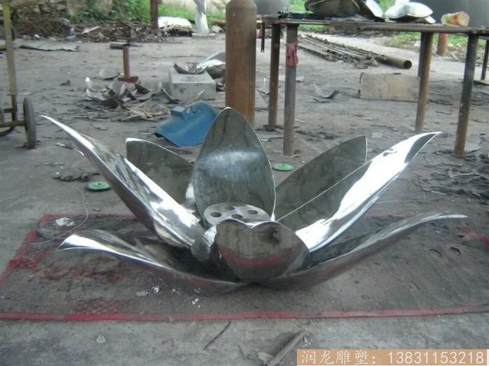 不銹鋼雕塑荷花 池塘荷花雕塑 不銹鋼雕塑荷花 池塘荷花雕塑
