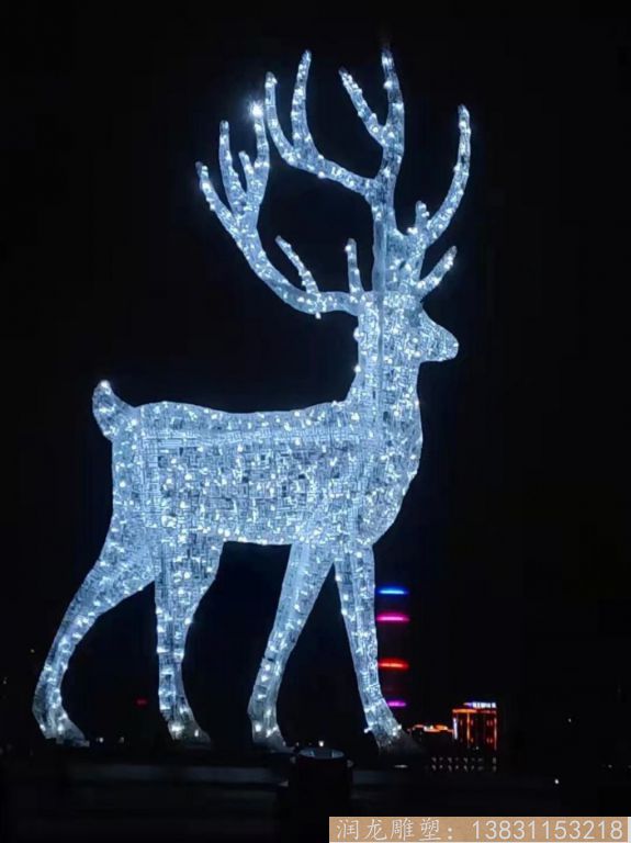 不銹鋼大型鏤空鹿雕塑廠(chǎng)家，燈光鹿雕塑